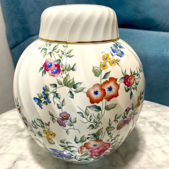 Wedgwood Kitchen Wedgwood Large Avebury Bone China Ginger Jar